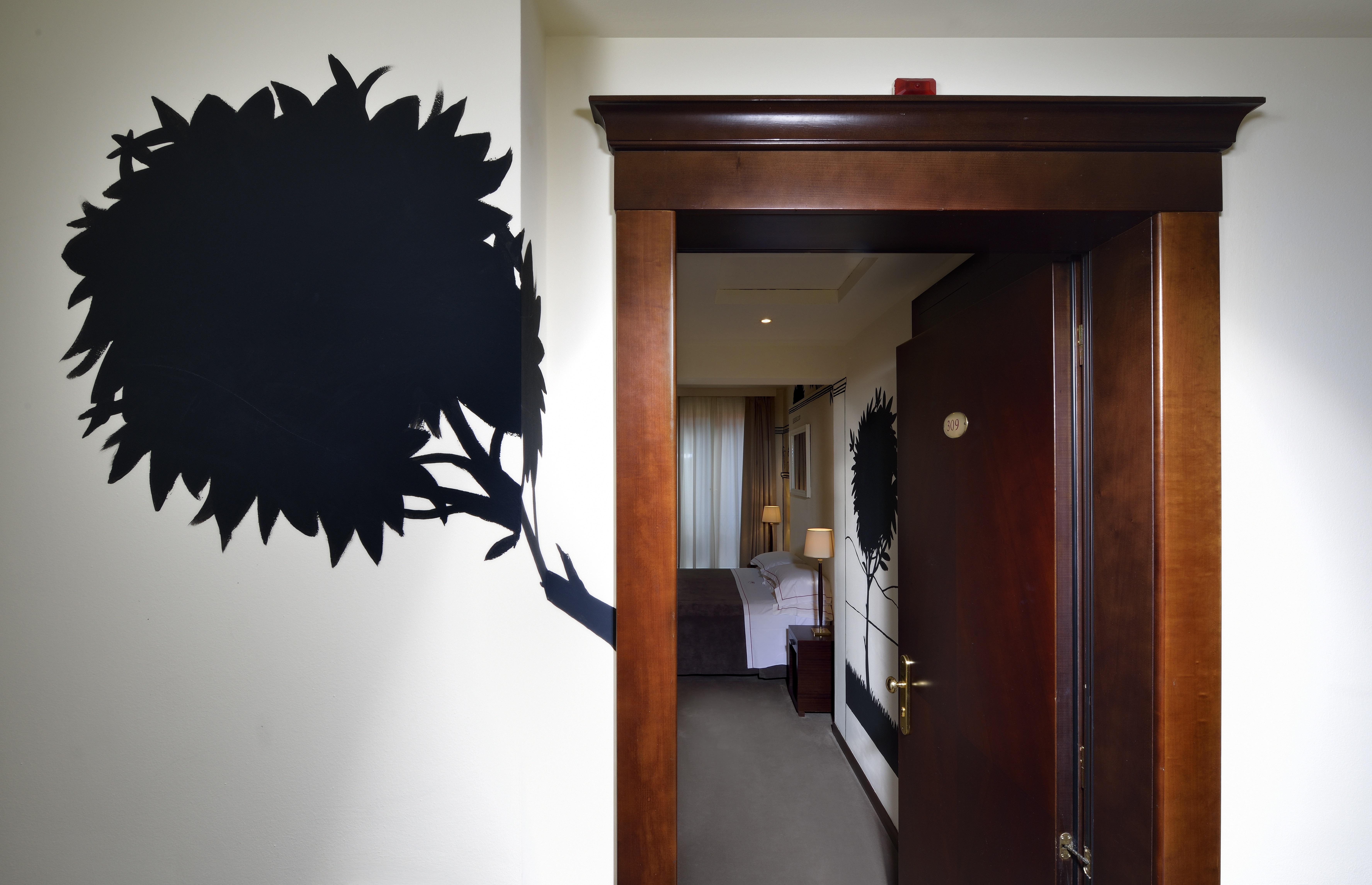 Phi Hotel Болоня Екстериор снимка
