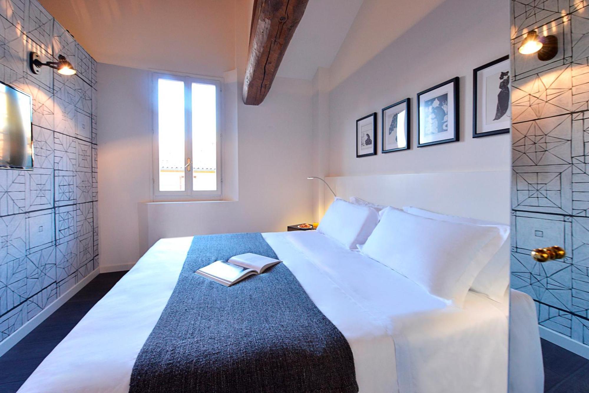 Phi Hotel Болоня Екстериор снимка