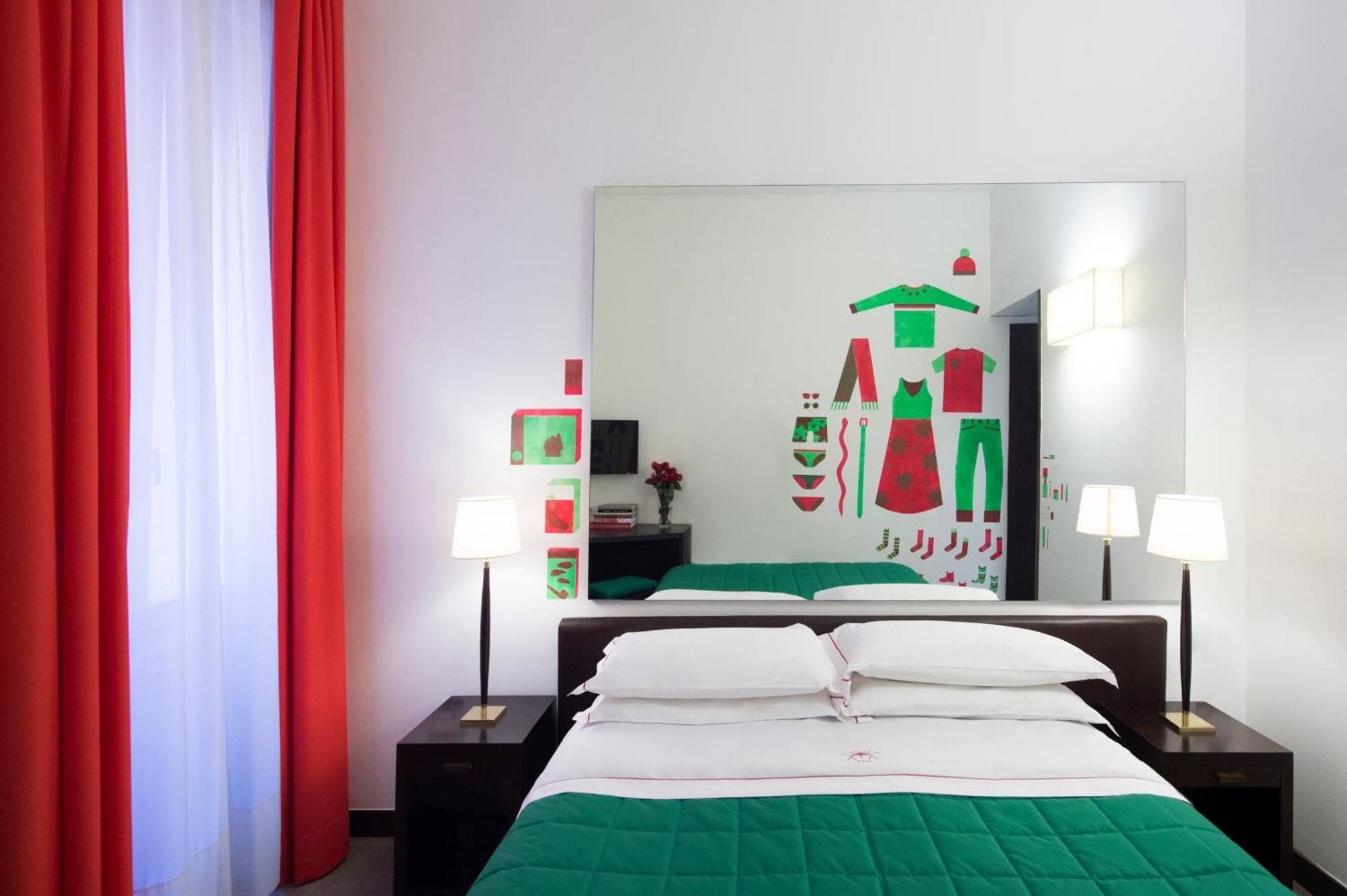Phi Hotel Болоня Екстериор снимка