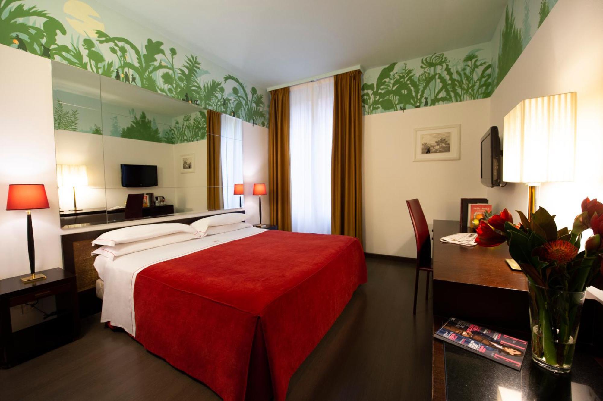 Phi Hotel Болоня Екстериор снимка