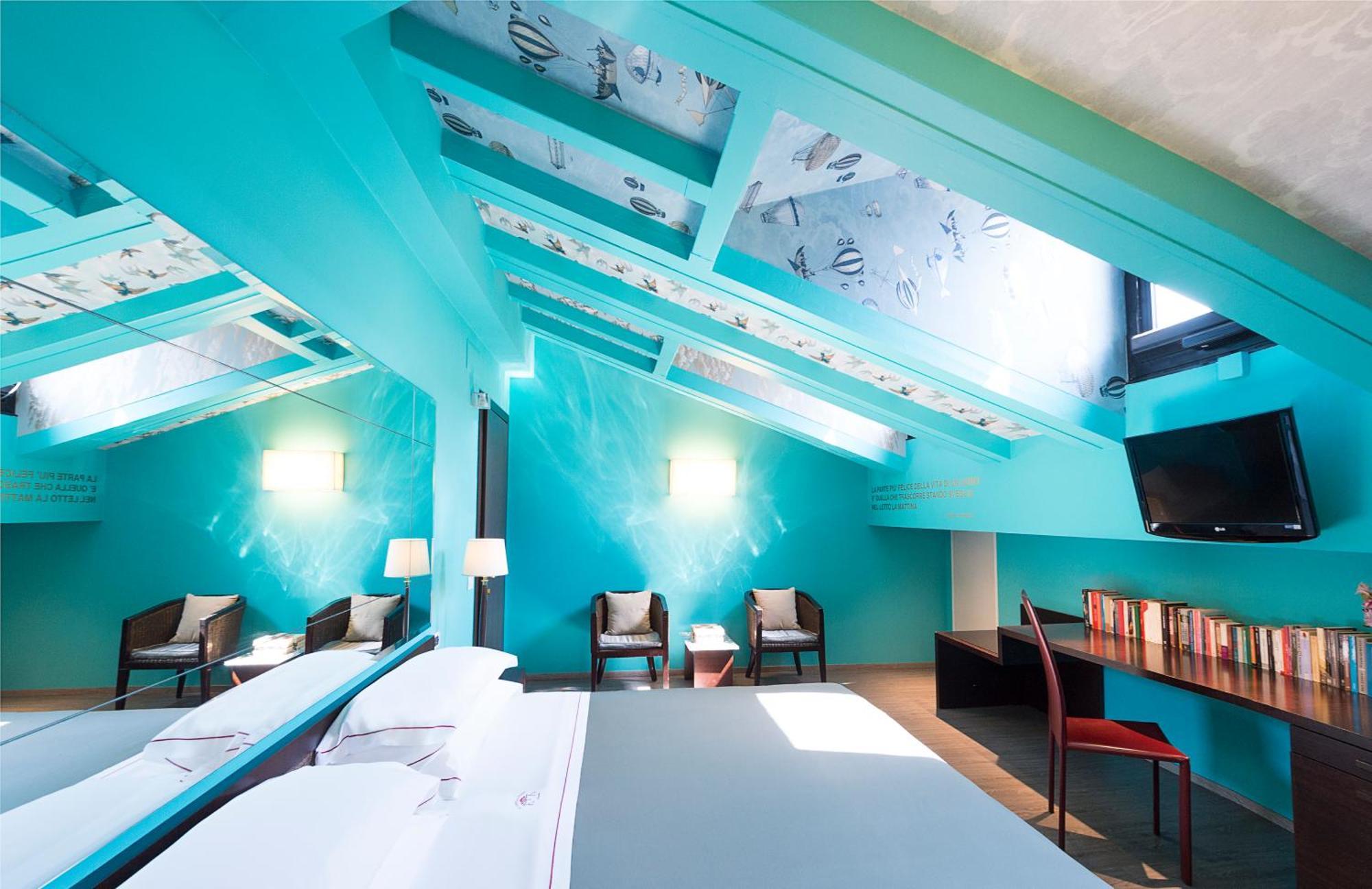 Phi Hotel Болоня Екстериор снимка